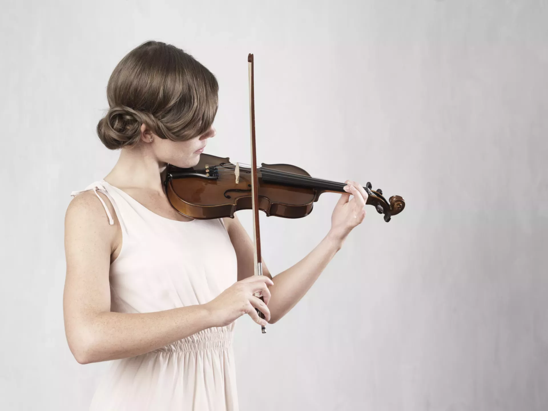 Woman playing violin Woman playing violin